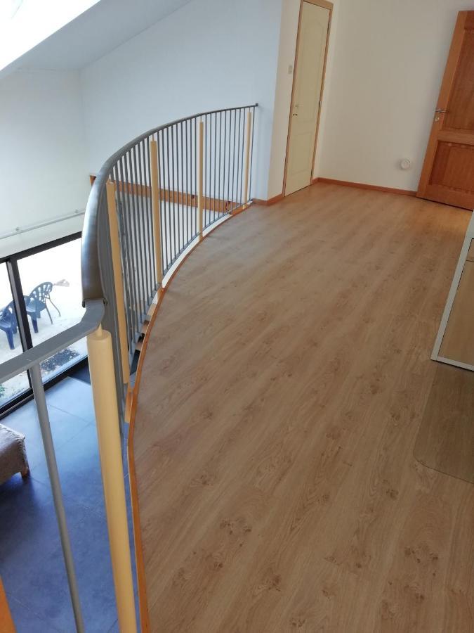 Florennes Gite Neuf 150 M2 Devant Un Grand Lac Prive De 2 Hectares Poissonneux Au Milieu Des Bois 외부 사진